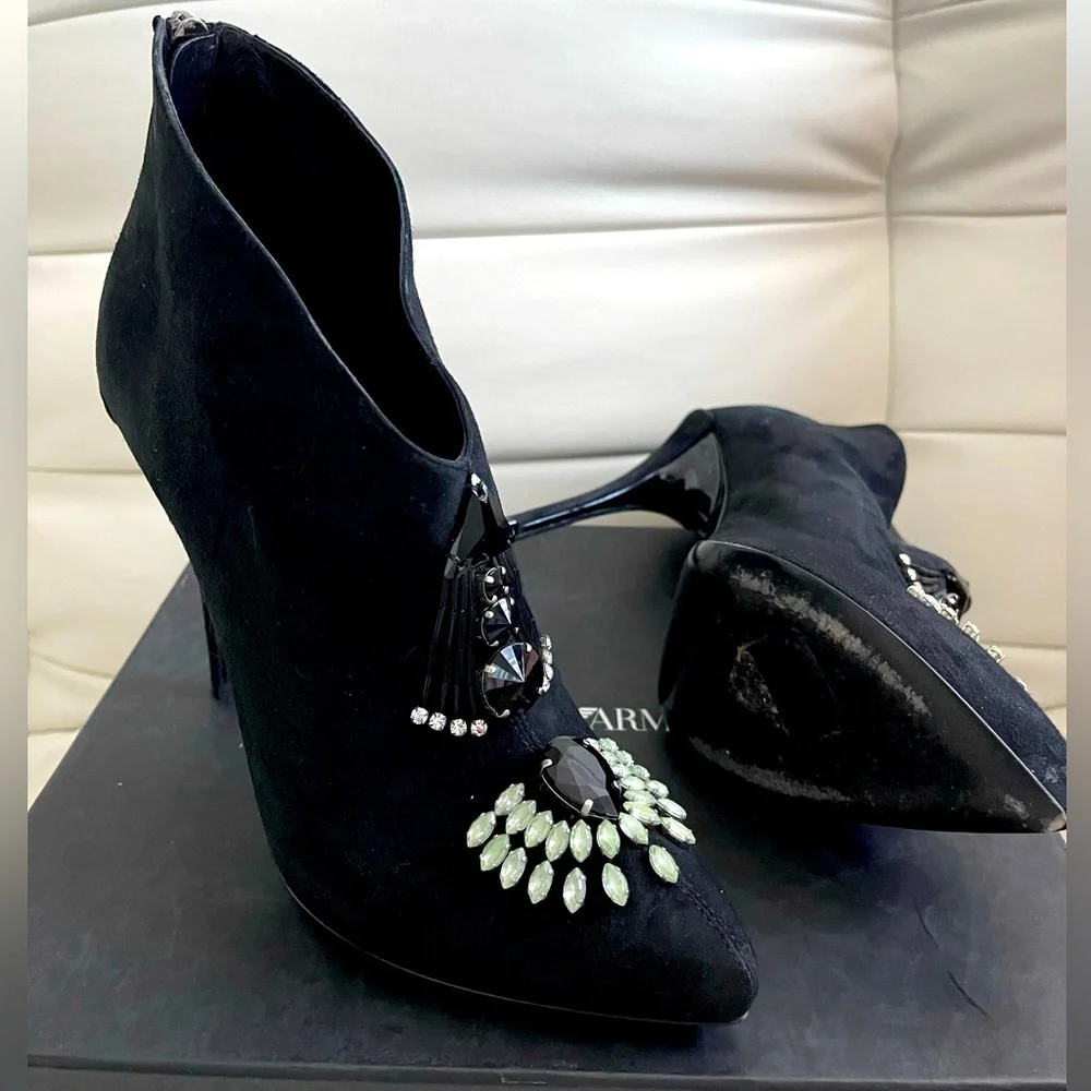 Emporio Armani high heel boots. Size 8.5. - Picture 2 of 4
